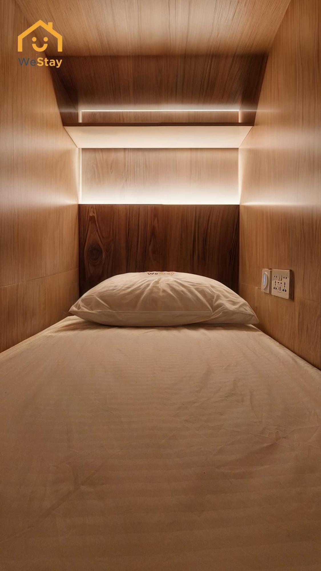 Westay Capsule Hostel ドバイ エクステリア 写真